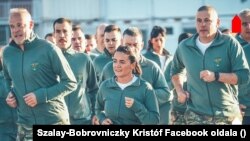 Szalay-Bobrovniczky Kristóf, Novák Katalin és Ruszin-Szendi Romulusz Koszovóban
