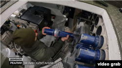 У танків радянського зразка така спеціальність як заряджаючий – відсутня