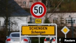 Granița Schengen (REUTERS/Wolfgang Rattay)