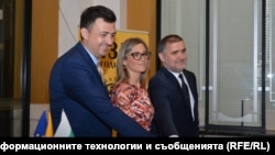  Красимира Стоянова (в средата) през 2018 година 