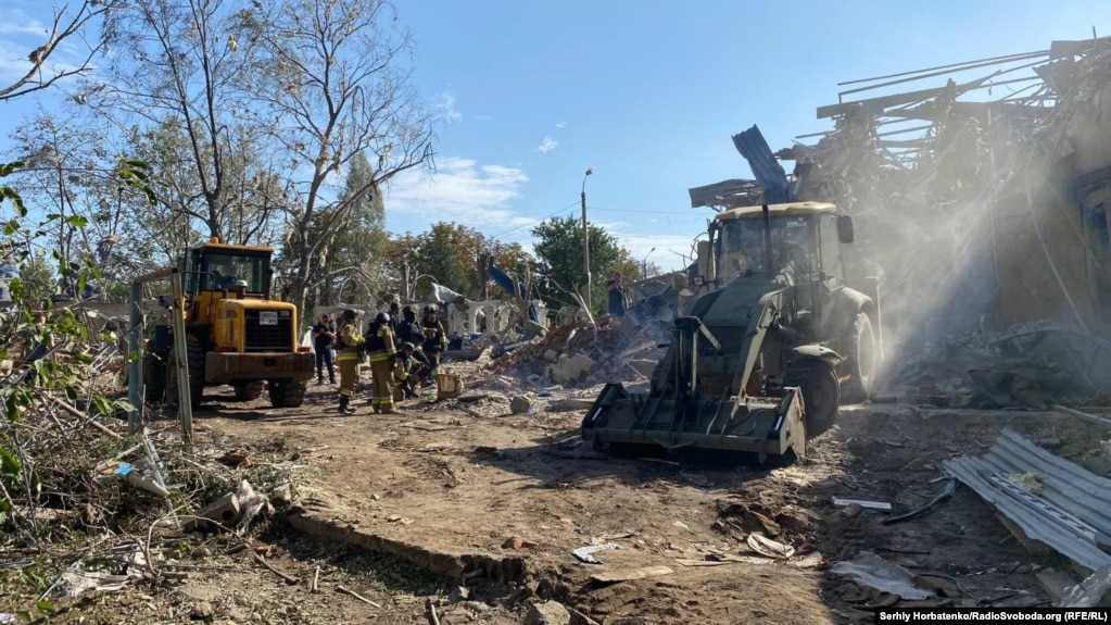 Наслідки російської атаки на готель у Краматорську Донецької області. 25 серпня 2024 року