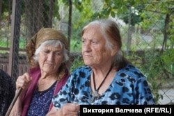  Част от героините във кино лентата на Виктория. 