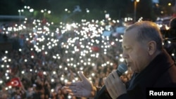 سخنرانی رجب طیب اردوغان در جمع هواداران خود در استانبول