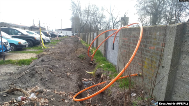 Hanyag kivitelezés Szeged állomásnál