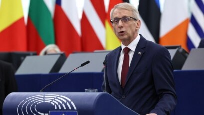 Премиерът на България Николай Денков поиска от Европейския парламент съдействие