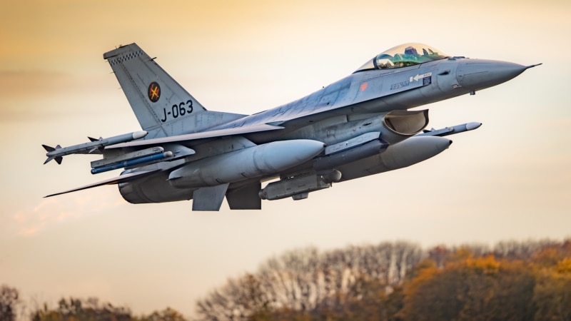 ბელგიამ განაცხადა, რომ სურს წელსვე მიაწოდოს უკრაინას F-16-ები, ნაცვლად 2025 წლისა