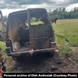 Зруйноване обстрілами авто