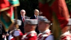 Премиерът Димитър Главчев и президентът Румен Радев по време на отбелязването на Деня на храбростта и празник на българската армия, 6 май 2024 г.
