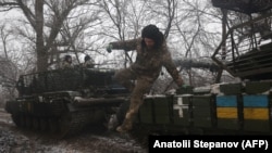 Учения украинских военных недалеко от линии фронта в Донецкой области, декабрь 2023 года