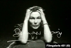 В "Демминских песнопениях" использованы кадры из фильма Зиберберга "Ночь" (1985) с Эдит Клевер в главной роли