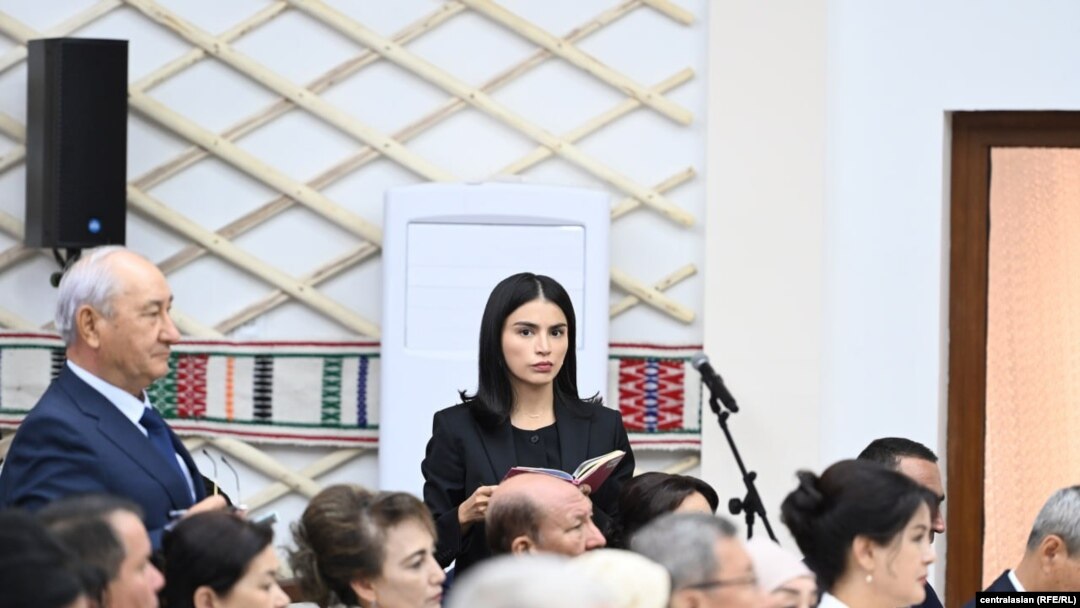Саида Мирзиёева жана Турсинхан Худайбергенов.