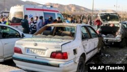 Щонайменше 103 людини загинули і понад 170 зазнали поранення в результаті двох вибухів, які сталися під час відзначення четвертої річниці загибелі Касема Сулеймані