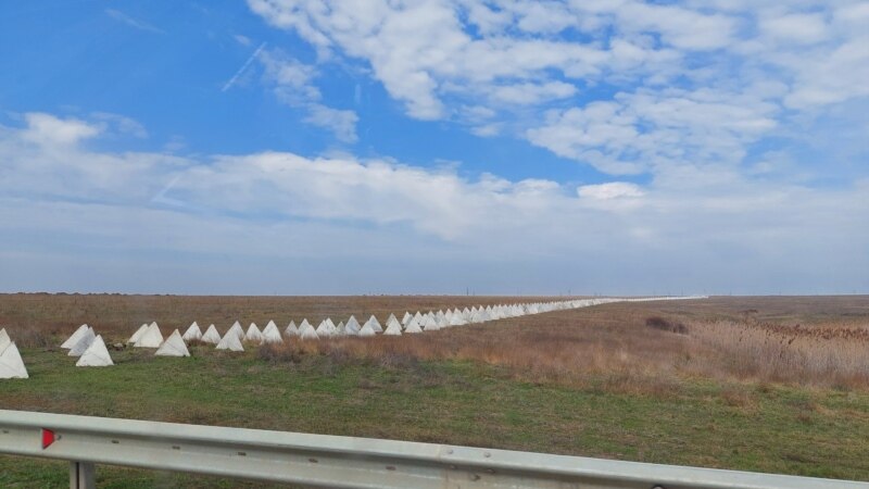 В Крыму продолжается строительство окопов, к этому привлекают гражданских – Генштаб ВСУ