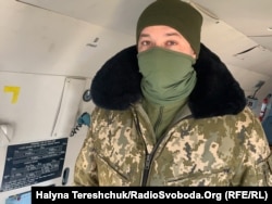 Із березня по кінець квітня минулого року вертолітники здійснили сім місій в оточений російськими силами Маріуполь