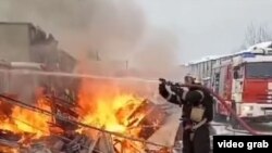 Сӯхтор дар ҷойи хоби муҳоҷирони тоҷик дар Русия