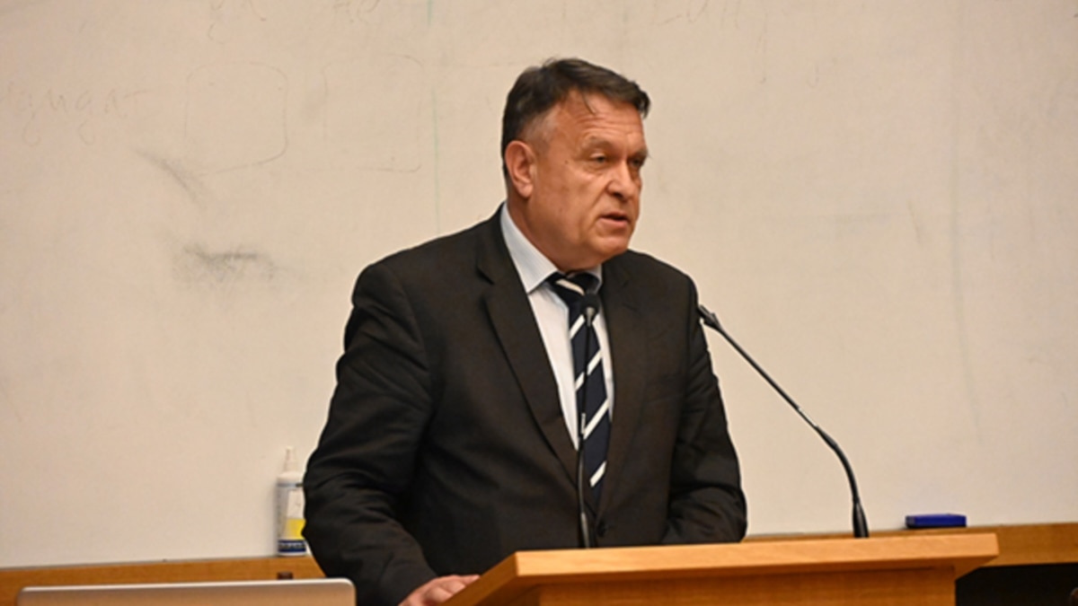 Проф. д-р Георги Вълчев е новият, 57-и ректор на Софийския