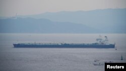تصویری از کشتی سنت نیکلاس که ارتش جمهوری اسلامی ایران روز پنجشنبه در دریای عمان توقیف کرد