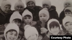 Gyerekek az oroszlányi gyermekotthonban a hetvenes években