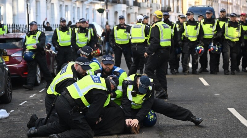 Sukobi policije i demonstranata na skupu podrške Palestincima u Londonu