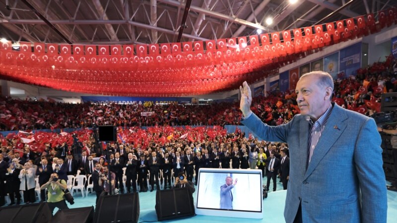 Erdogan 20 ýyllyk dolandyryşynyň saýlaw synagynda ýeňiji boldy