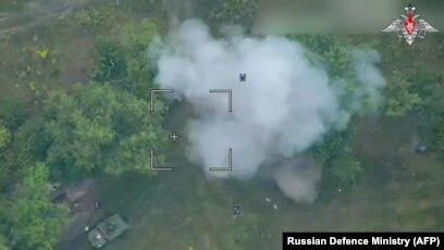 Әкесі қызымен жыныстық қатынасқа түсіп, үй тапсырмасын орындаған бейне ВКонтактедегі әдемі киска