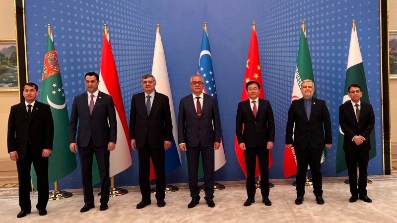 د ازبکستان د غونډې په درشل کې د افغانستان د ستونزو پر حل‌لارو بحث شوی