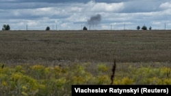 Дим піднімається після обстрілу на російському кордоні, Сумська область, Україна, 13 серпня 2024 року. Архівне фото