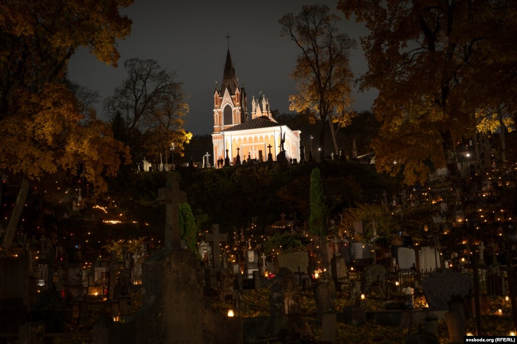 La cappella dove, il 22 novembre 2019, furono sepolti i resti di Kastus Kalinowski e dei ribelli del 1863-1864, ritrovati sulla collina di Gediminas.  Kalinovsky —  uno dei leader della rivolta di liberazione nazionale, che divenne un eroe nazionale di bielorussi, lituani e polacchi. 