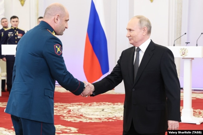 Артём Жога и Владимир Путин