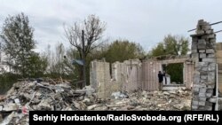 Наслідки ракетного удару армії РФ по селу Гроза у Харківській області, 6 жовтня 2023 року