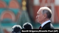 Путин выступает на Красной площади, 9 мая 2023 г.
