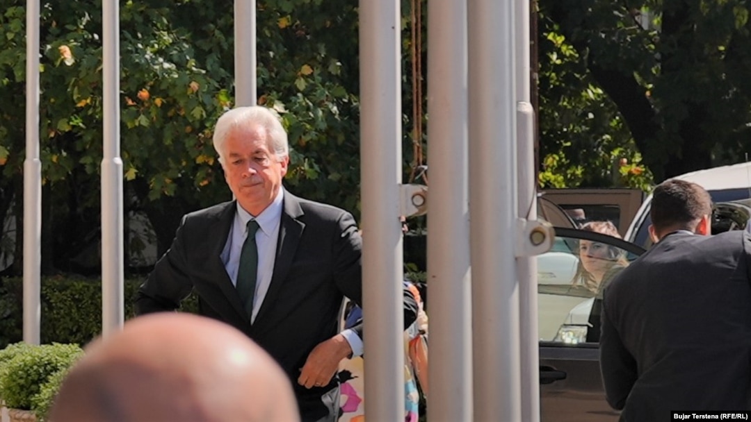 CIA director William Burns enters the building of the Kosovar presidency on August 22. 