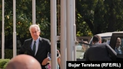 CIA Director William Burns enters the building of Kosovo's residential office in Pristina on August 22. 