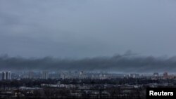 Дим над Києвом після ракетного удару РФ, 9 березня 2023 року