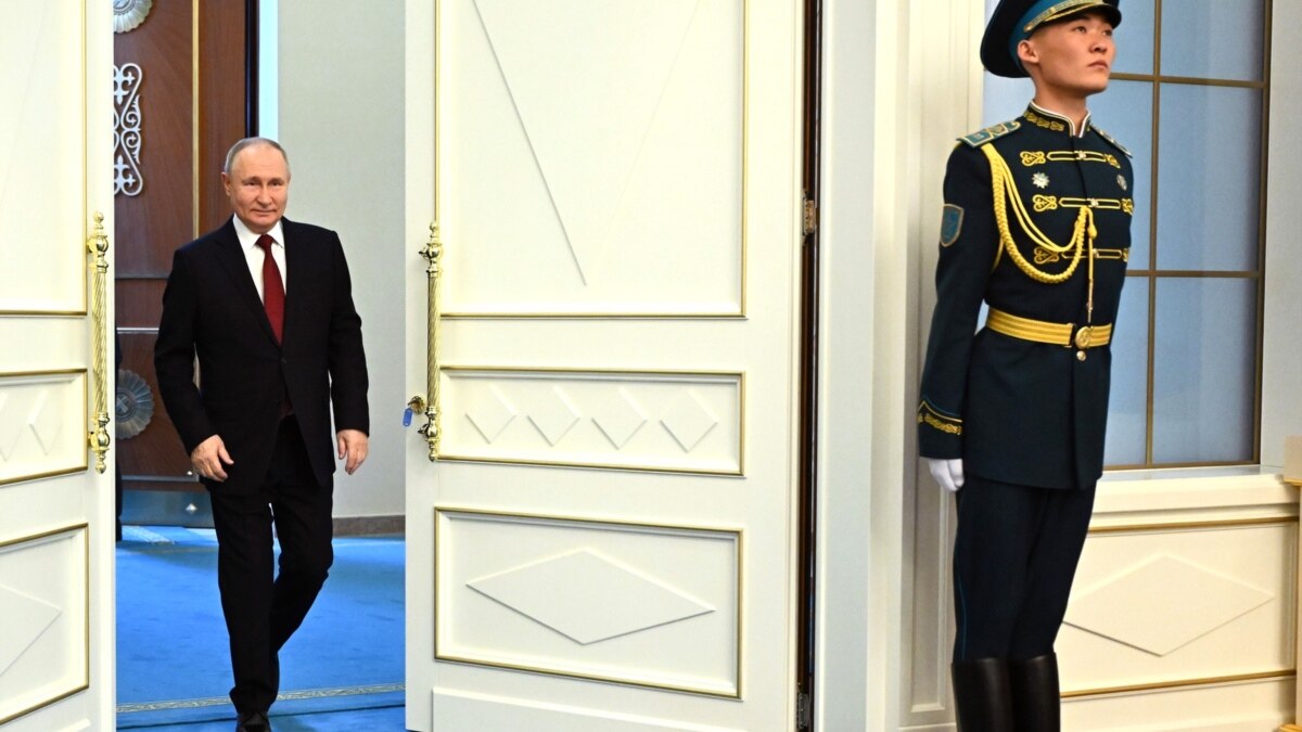 Путин утвердил поправки в закон о выборах президента, запрещающие фото ...