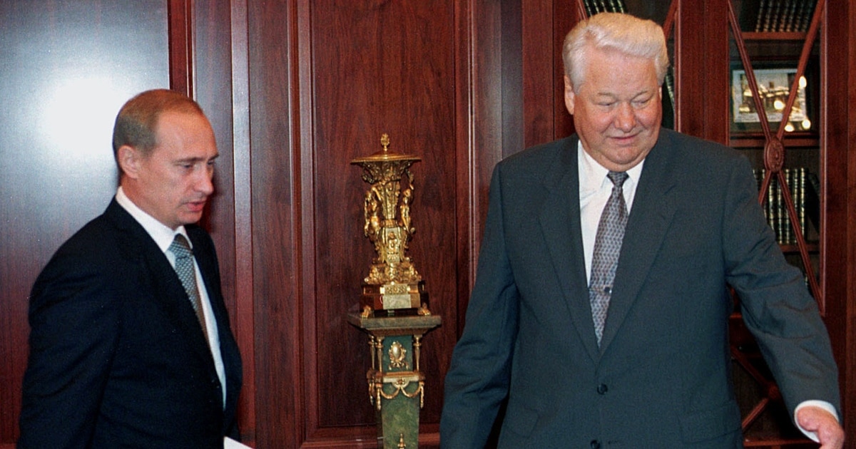 Authorities Charge Second Yeltsin Center Employee With 'Discrediting' Russian Military