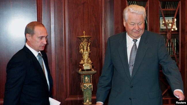 Putin və Yeltsin