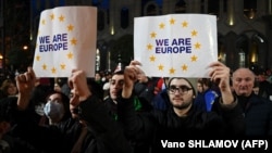 „ჩვენ ვართ ევროპა“ - მოქალაქეები 8 მარტის დემონსტრაციაზე