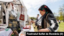 Producători în festivalul Suflet de România.