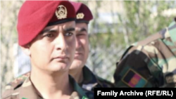  Мохамад Аринпур по времето, в което служи в армията на Афганистан. 