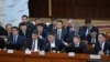 Члены кабинета министров в Жогорку Кенеше. 23 ноября 2023 года. 
