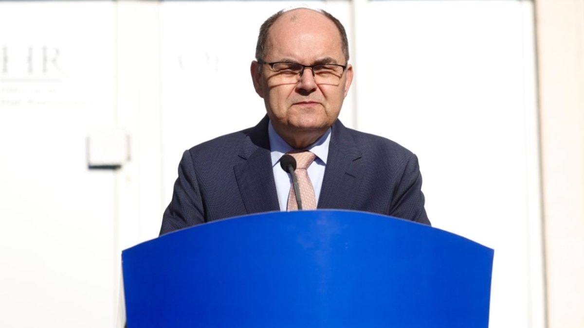 International Envoy Imposes Amendments To Bosnian Constitution To Spur Formation Of Government, Strengthen Elections - Vimarsana News