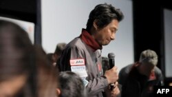 "Izgubili smo komunikaciju, pa moramo pretpostaviti da nismo mogli dovršiti slijetanje na površinu Mjeseca", rekao je osnivač i izvršni direktor ispacea Takeshi Hakamada.