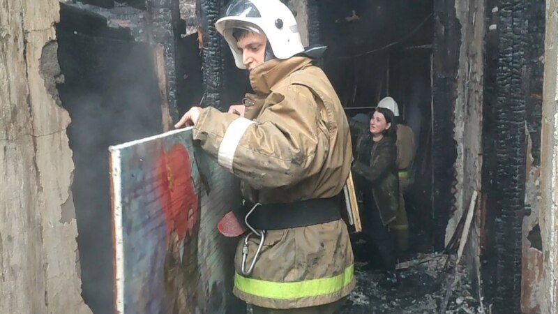 Абхазское МЧС: применение противопожарной пены привело бы к полной утрате картин