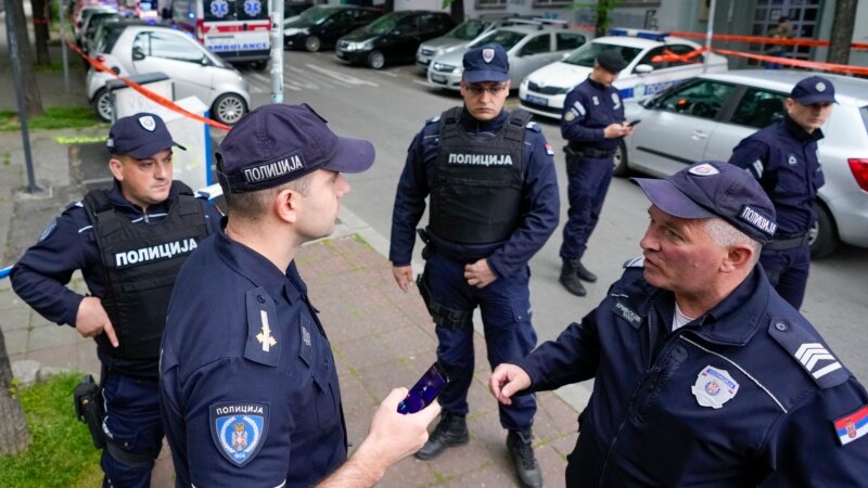 Пронајдени се малолетниците кои нарачувале дојави за бомби во Србија и БиХ
