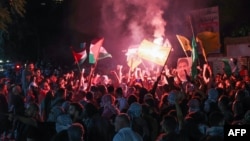 Ливандагы Газанын тургундарына колдоо көрсөткөн демонстрация.