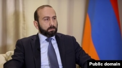 Рішення Арарата Мірзояна (на фото) пропустити зустріч СНД було ухвалене через кілька днів після того, як прем’єр-міністр Вірменії провів зустрічі в Брюсселі