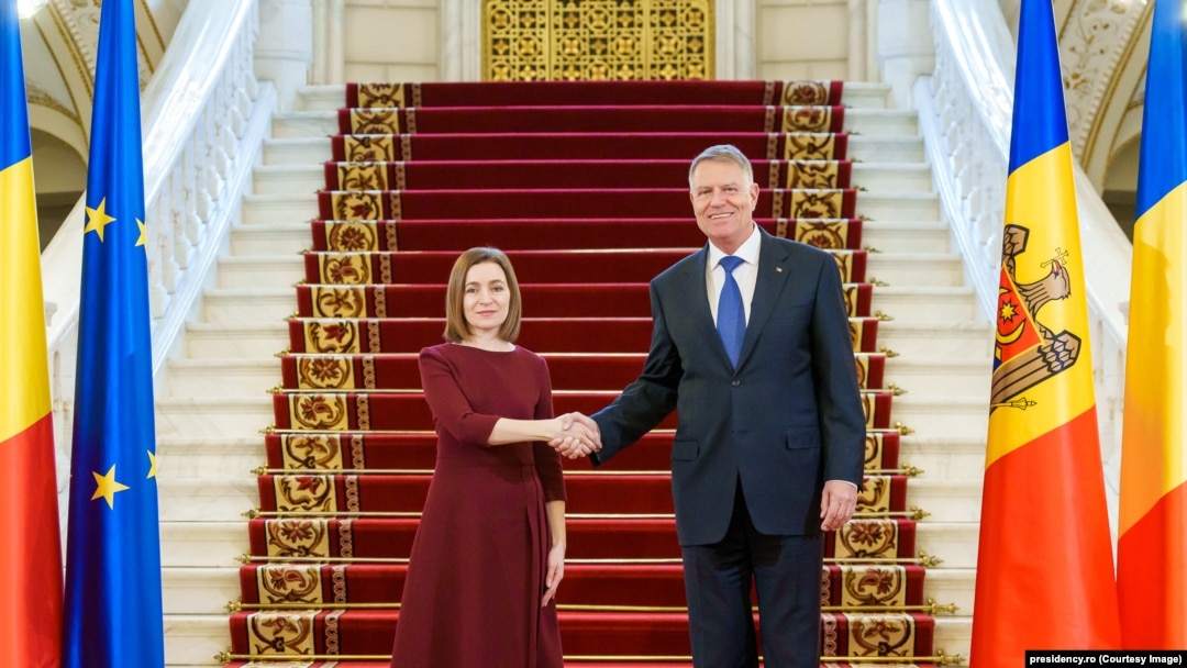 Președintele Klaus Iohannis spune că România continuă să sprijine efortul Republicii Moldova de aderare la Uniunea Europeană.