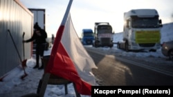 Раніше в січні польські протестувальники зупинили протест на кордоні з Україною, попередньо до 1 березня