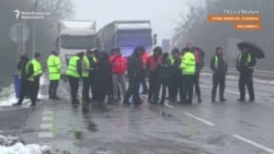 Slovak Truckers Clog Ukraine Border 